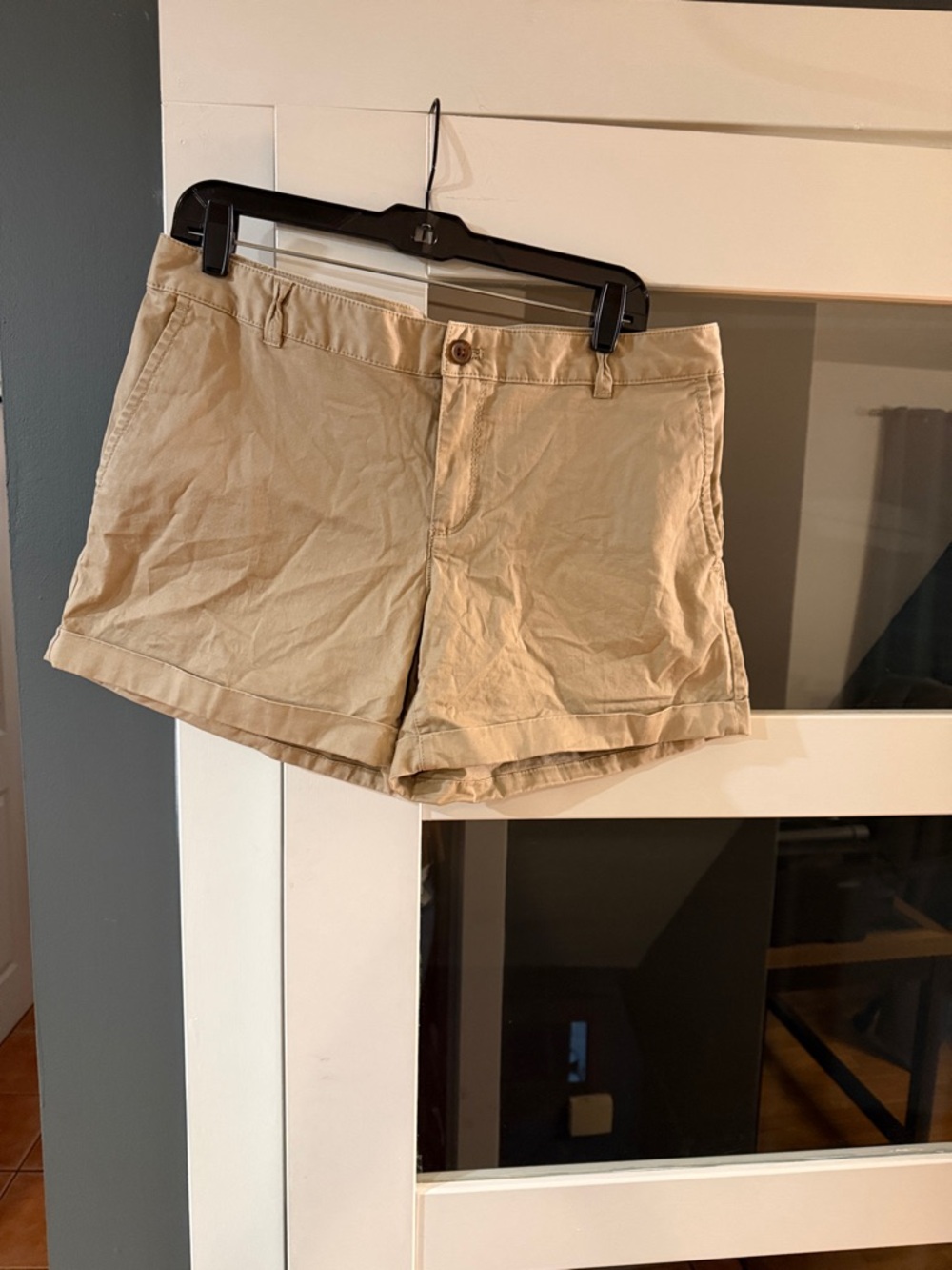 Banana Republic Khaki Rolled-Hem Cotton Shorts